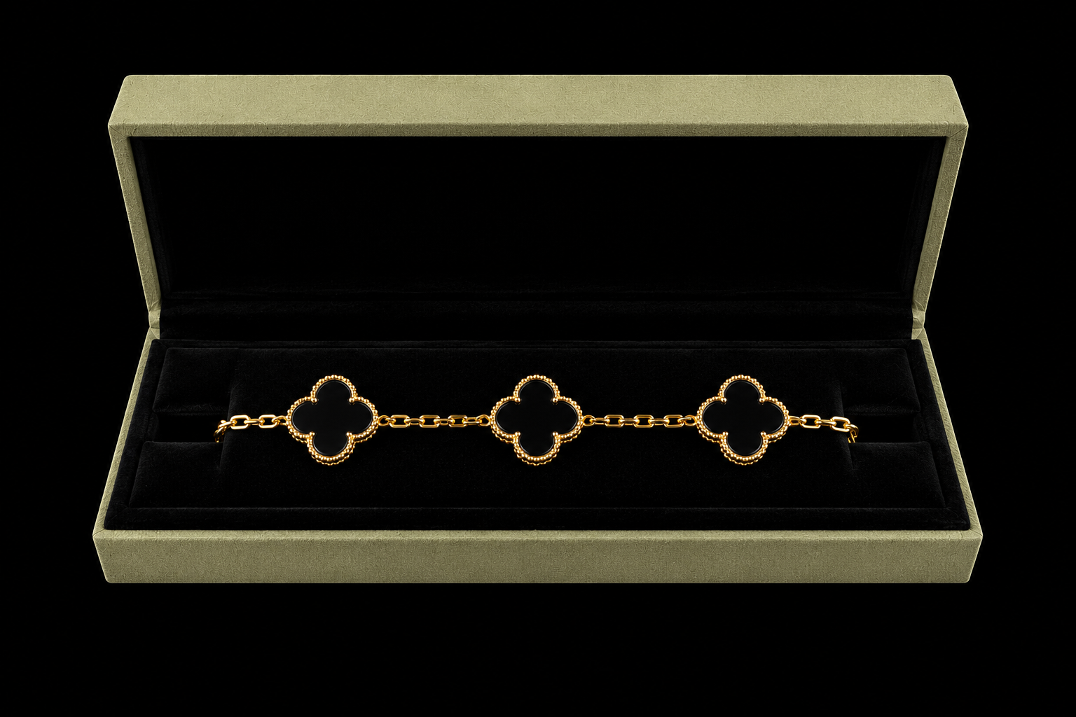 18K Gold Clover Bracelet (Black) – Timeless Elegance