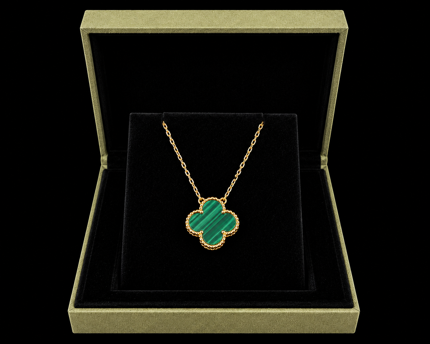 18K Gold Clover Necklace (Green)– Iconic Elegance