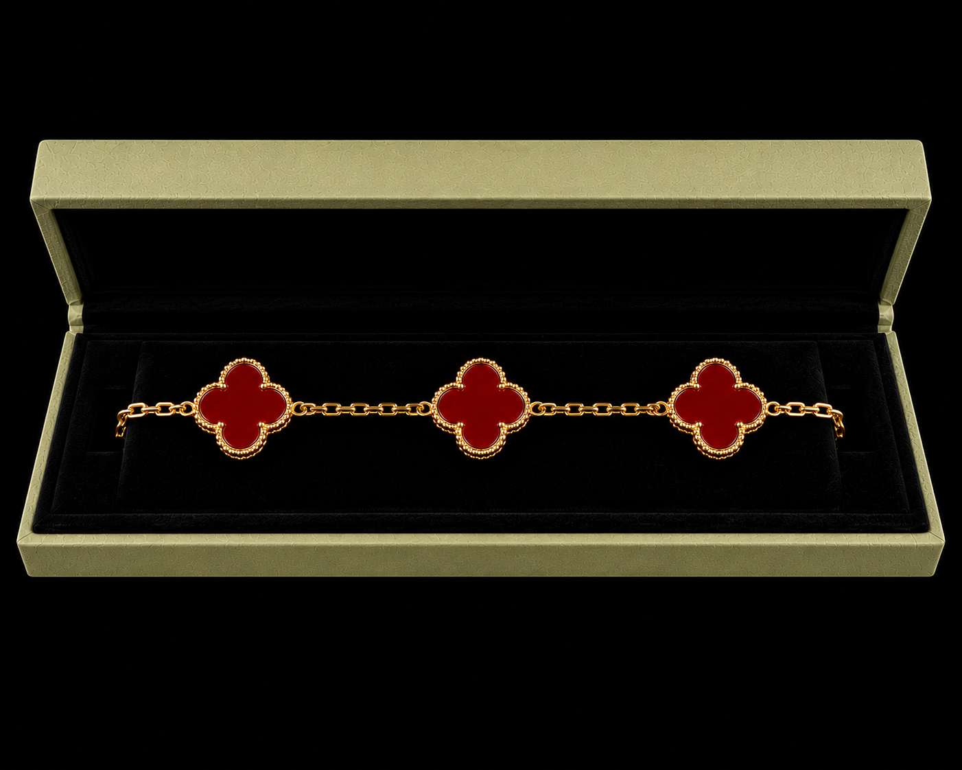 18K Gold Clover Bracelet (Red) – Timeless Elegance