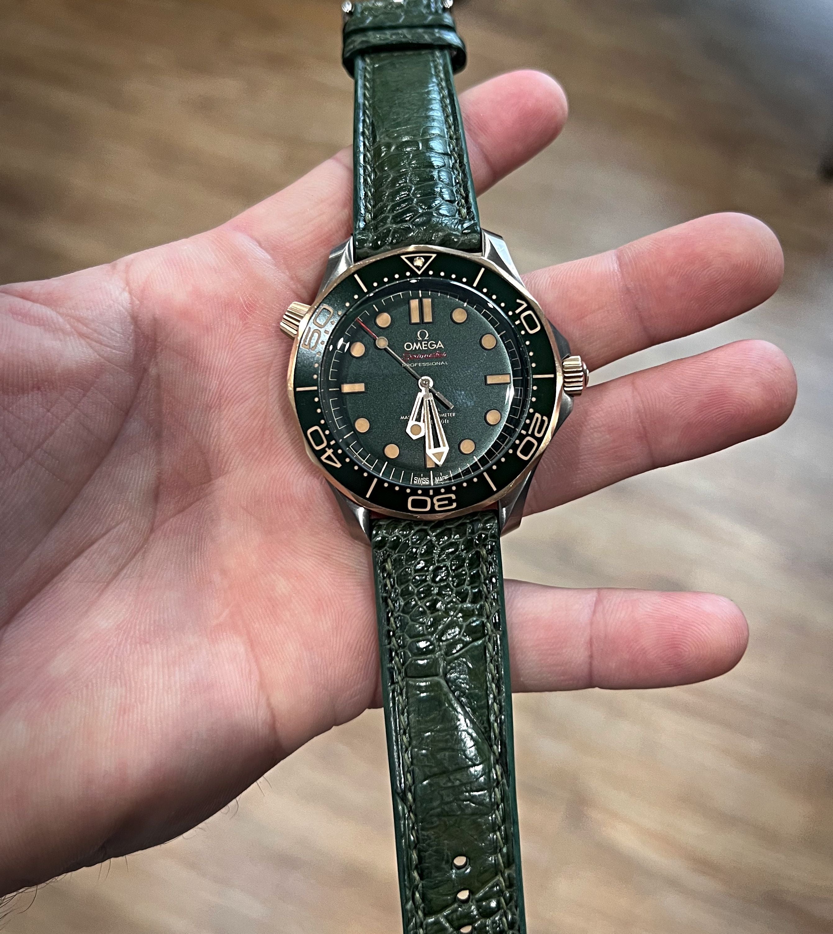 Emerald Green Bespoke Ostrich Shin Leather Watch Strap 24mm